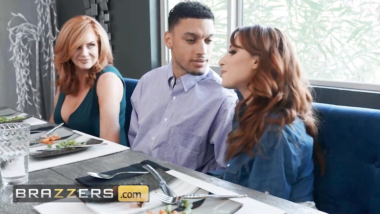 BRAZZERS - Thicc Juicy Gingers Summer Hart, Alice Marie, Andi James Share 1 Big Dick