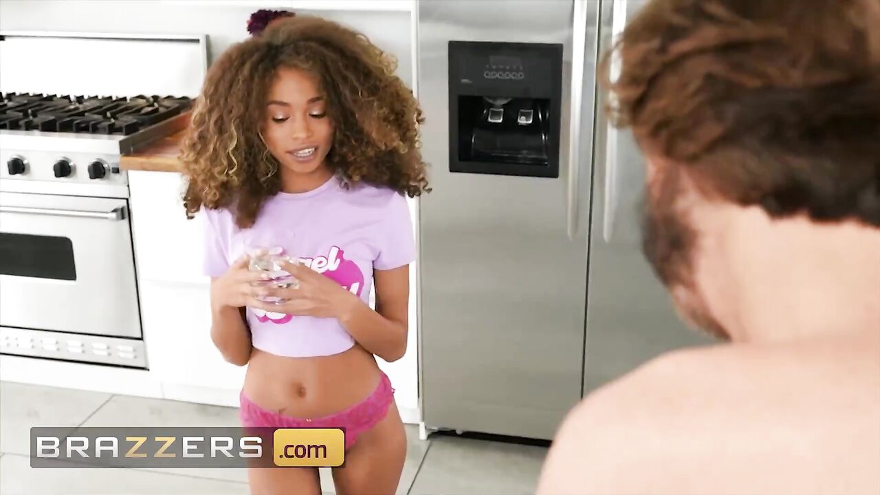 Brazzers - Cecilia Lion Gets Caught Giving A BJ To Lauren Phillips' Ex Husband & She Makes Up For It