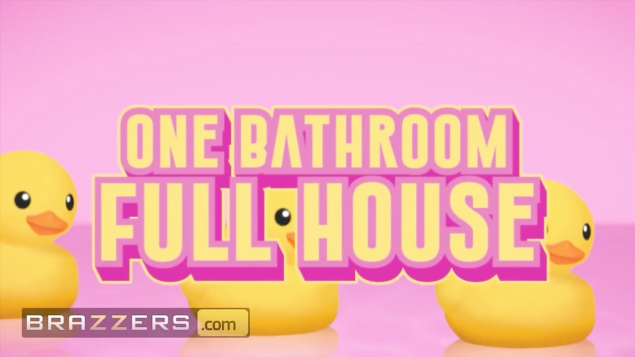 Brazzers - Kiki Klout Can't Wait Any Longer And Joins JMac In The Bathtub For Some Wild Anal Fun