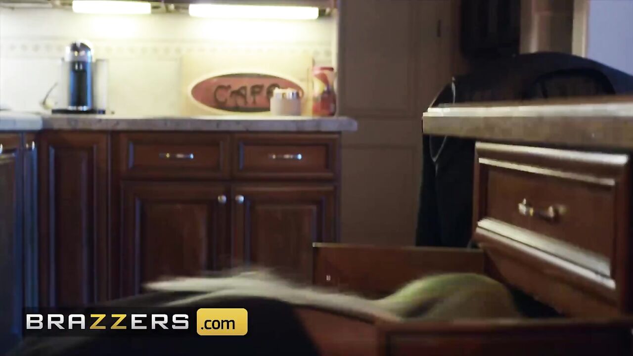 Brazzers - Claudia Obey Breaks Into Dera's House & Gives Him An Ultimatum, Explain Or Suck His Dick