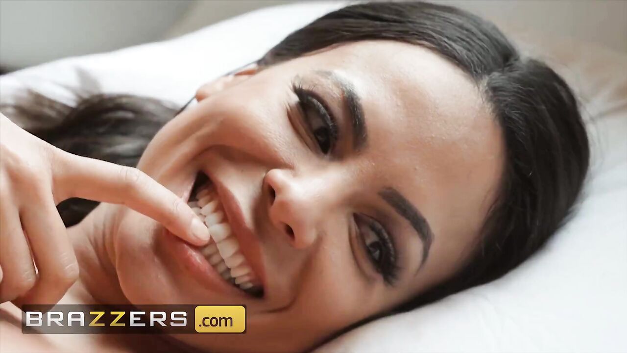 Brazzers - Super Hot & Horny Babes Abigail Mac & Luna Star Switch Husbands And Had Orgy