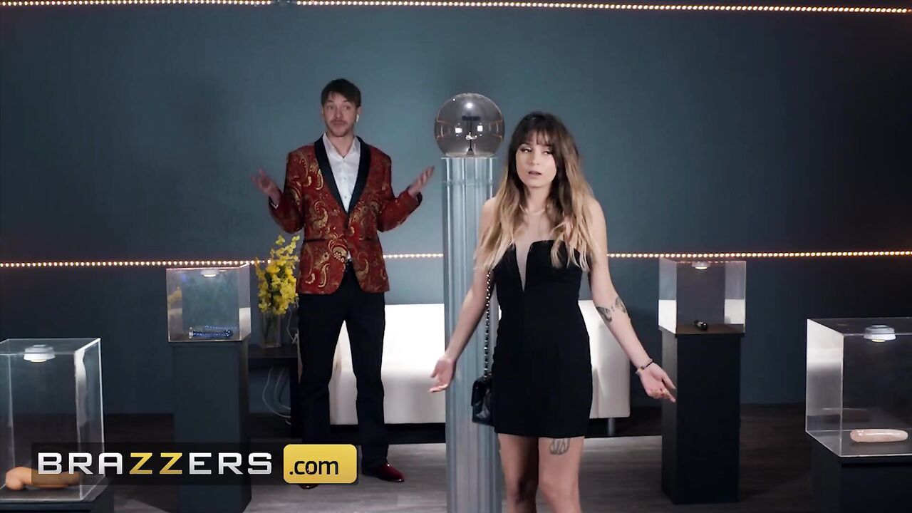 Brazzers - Hot Brunette Kendra Spade Squirting All Over The Place