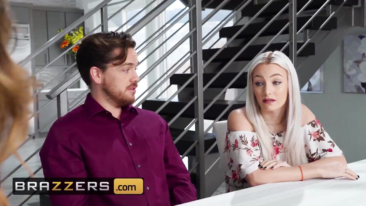 Brazzers - Anal loving Milf Cherie Deville shows off gape