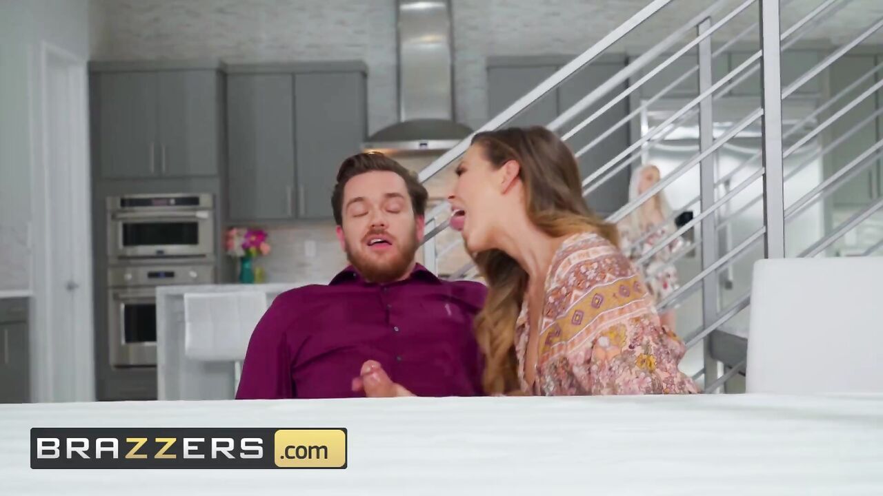 Brazzers - Anal loving Milf Cherie Deville shows off gape