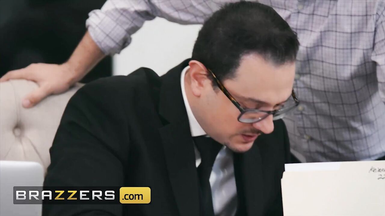 Brazzers - Bombshell Nina Elle cheats on her husband with a big cock