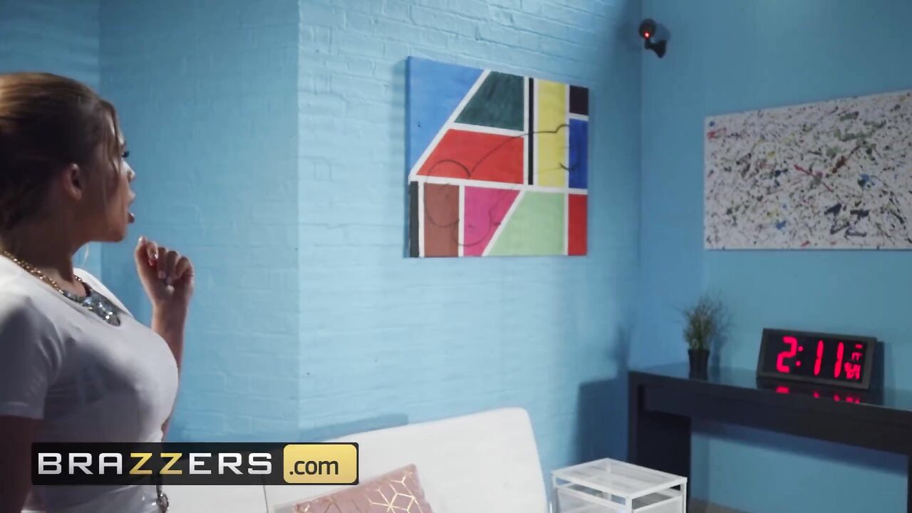 Brazzers - Alessandra Jane gets passed from gloryhole to fucking