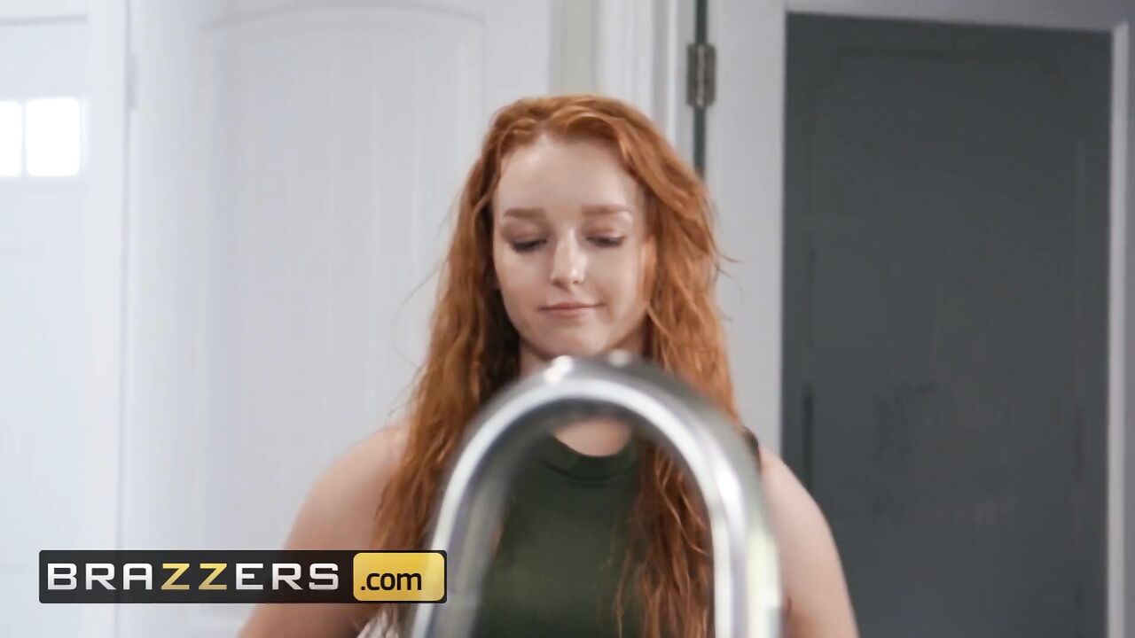 Brazzers - Milf Shay Sights fuck's her stepdaughter's big dick teacher