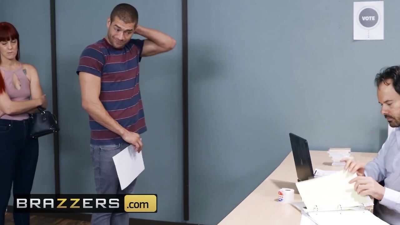 Brazzers - Busty Abigail Mac cucks her husband