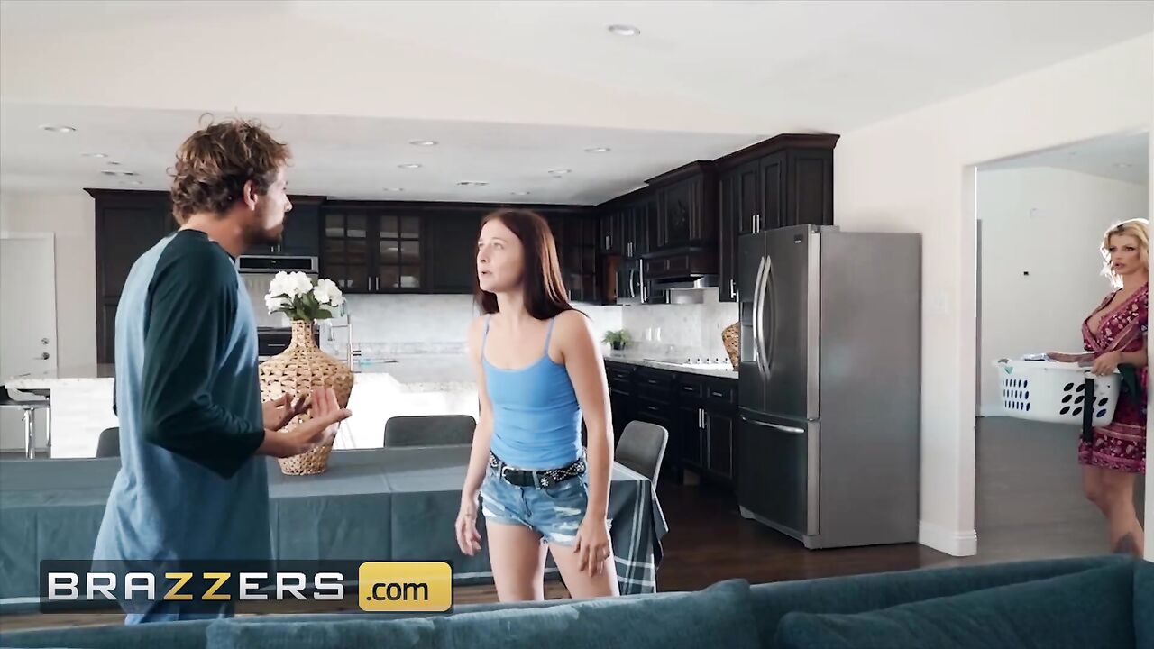 Brazzers - Ex girlfriends mom Joslyn James Consoling His Cock