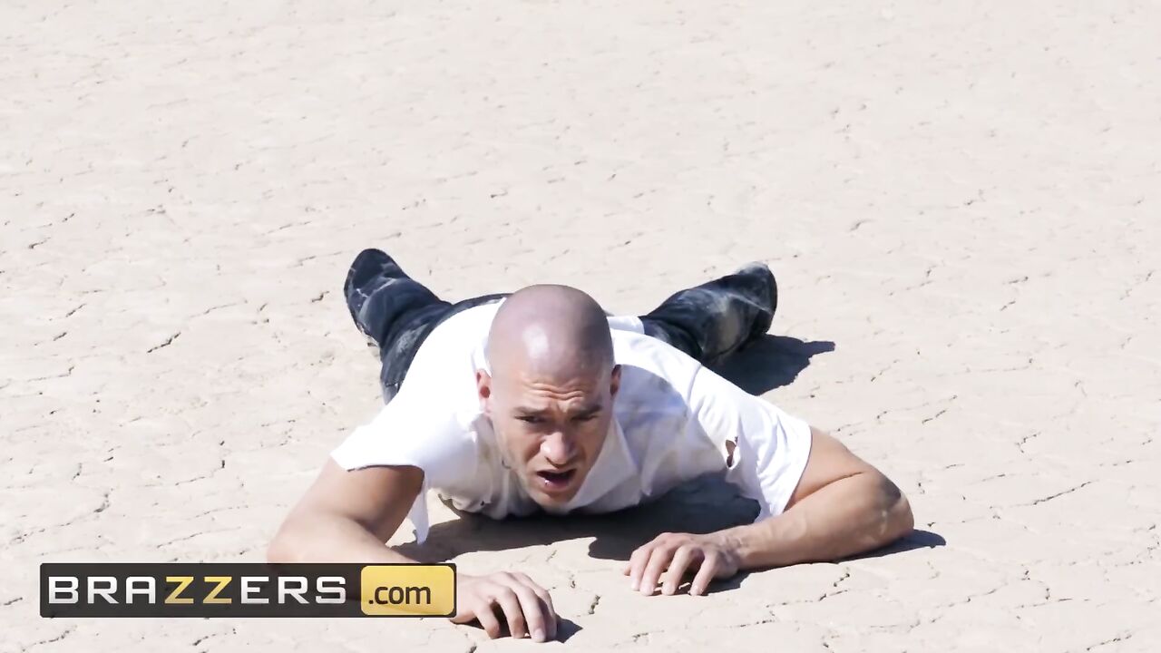 Brazzers - Fit blonde Nicole Aniston gets fucked in Oasis