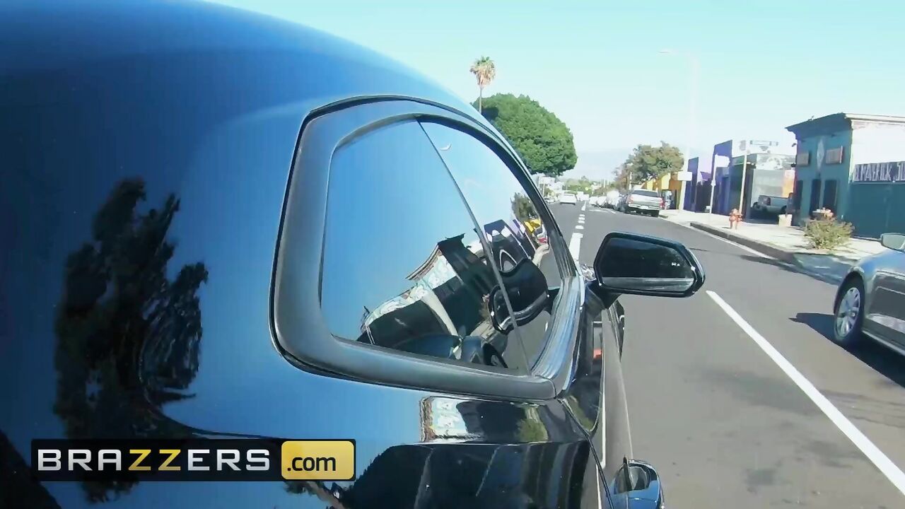 Brazzers - Inked Pornstar Katrina Jade likes it rough