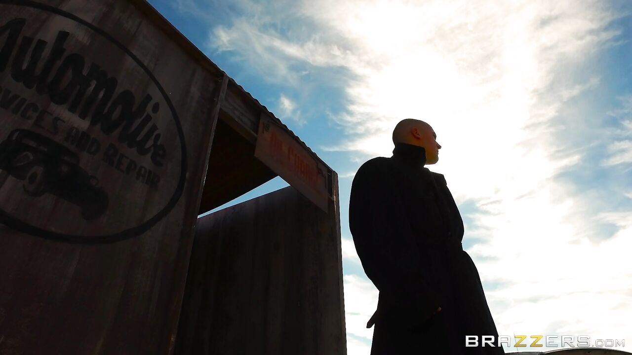 Full Service Station: a XXX Parody - Brazzers