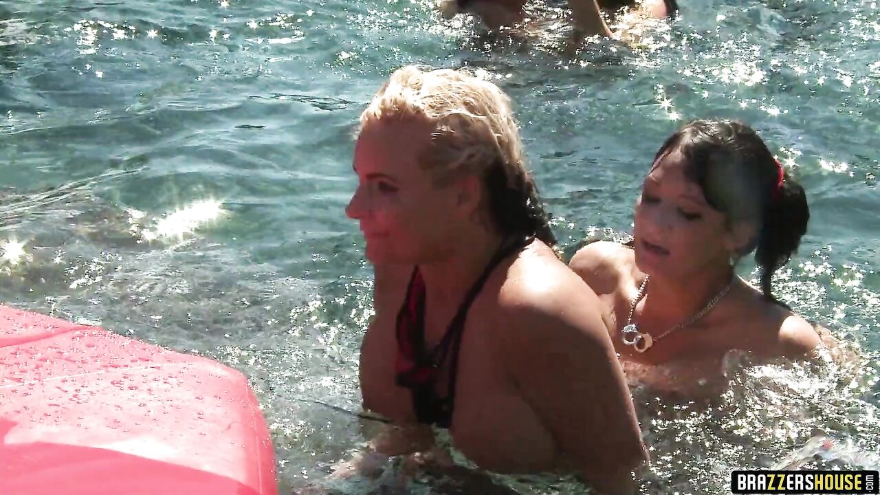 Brazzers House - Live Orgy Finale - Brazzers