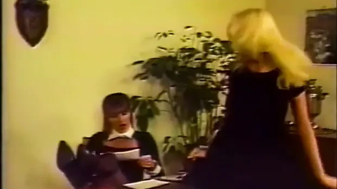 Big boobs blonde lesbian pussy licking dildo playing in 69 position...office sex