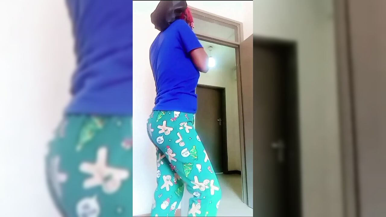 I see my step father naked in bathroom then I end up masturbate my self