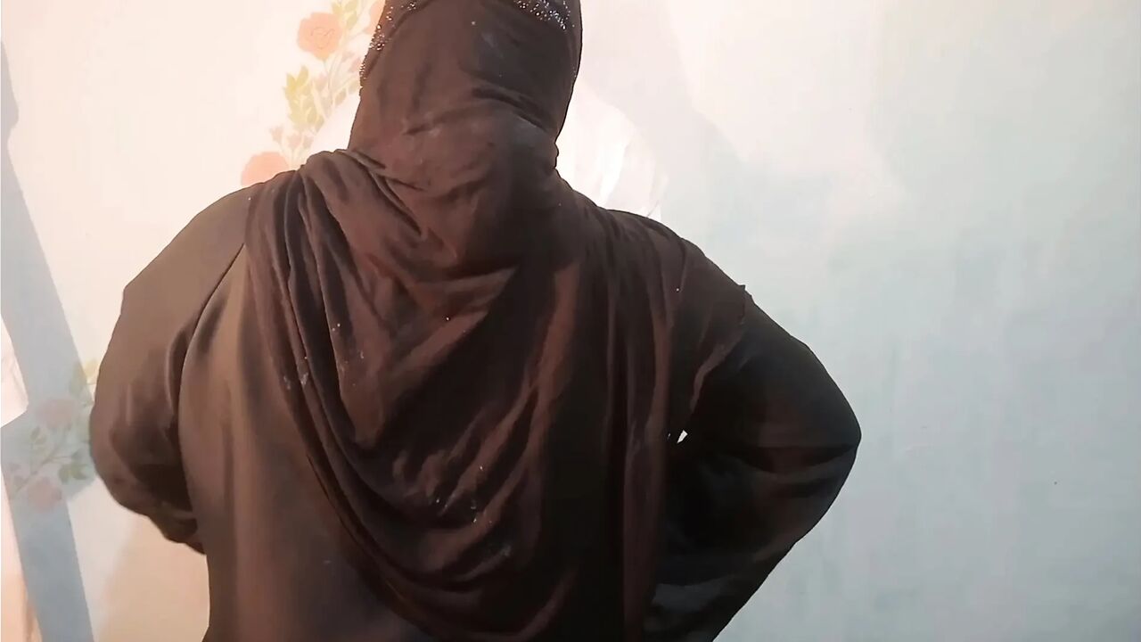 Arab dance and sex role playing by indian muslim desi bhabhi
