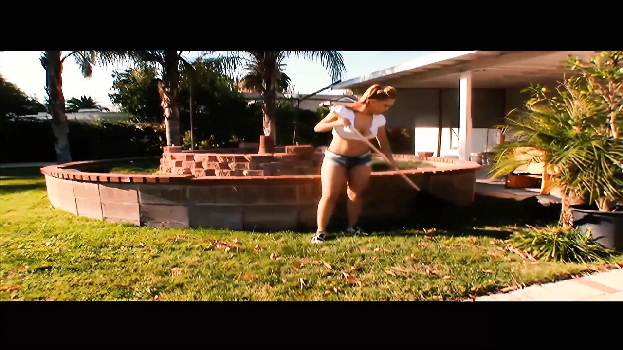 fucking blonde mom