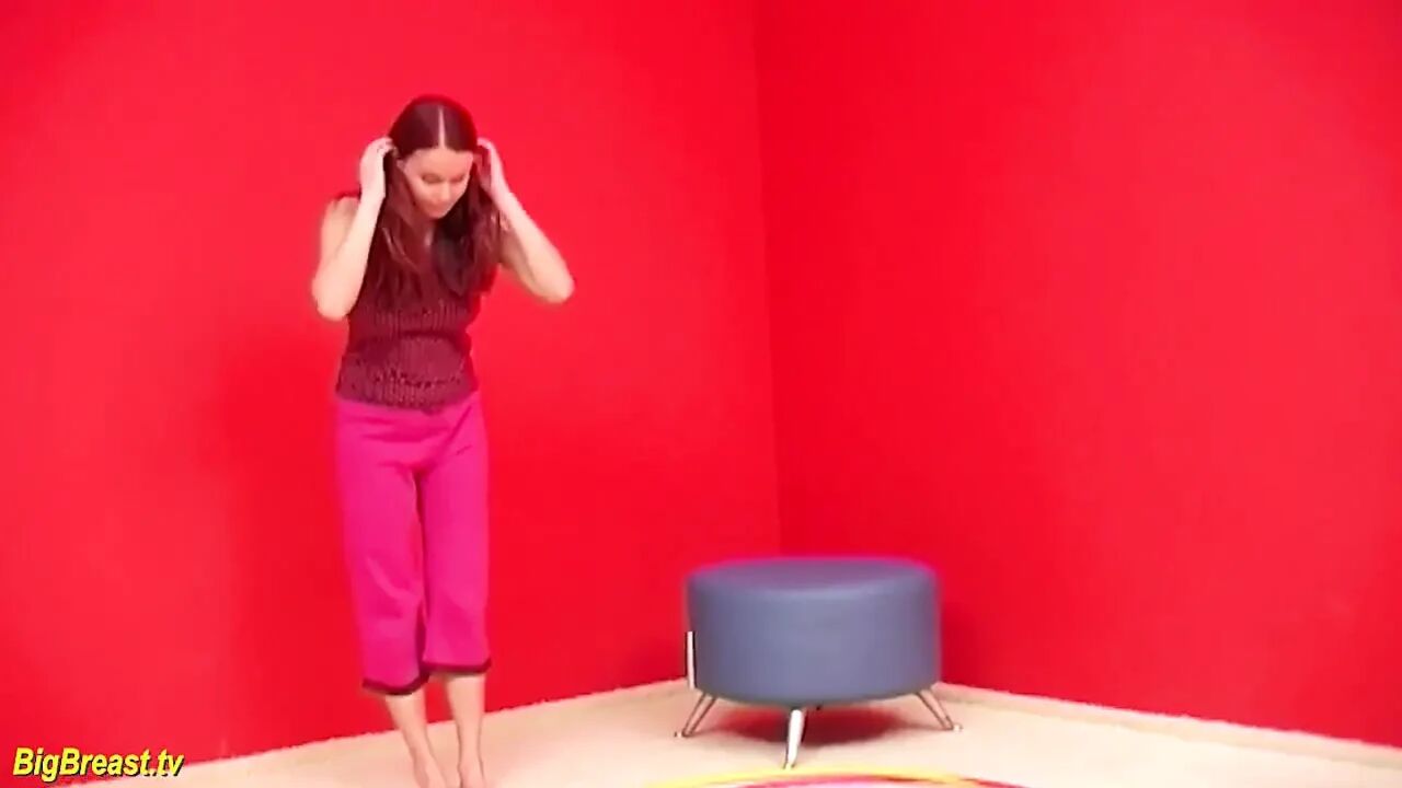 Hot workout masturbation with a young big natural breast redhead teen