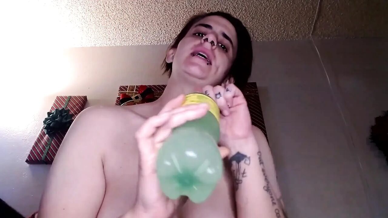 Topless Extreme Burps Squirt