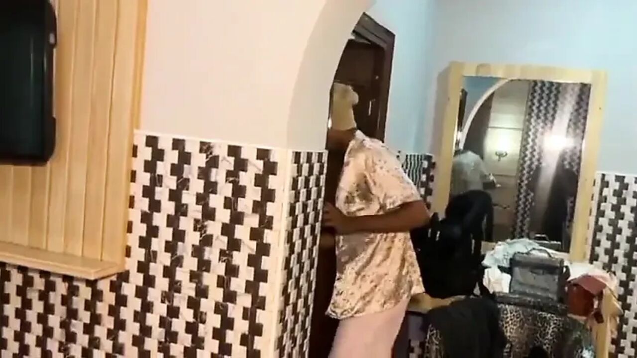 Horny MILF Nigerian Mummy BBW Takes off Condom to Enjoy Raw BBC