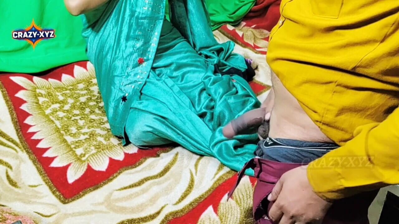 CRAZY-XYZ Beautiful young gf hot night sex video,Desi Beautiful girl Tight pusssy hard sex video