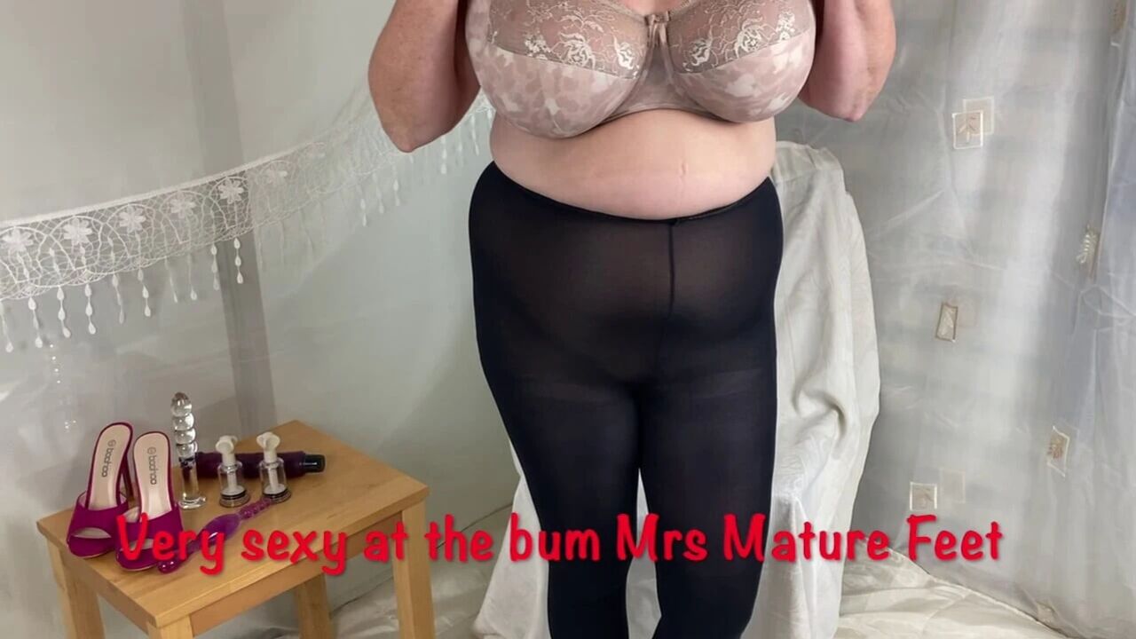 Mrs Mature Feet asked to wear Thick Opaque Tights