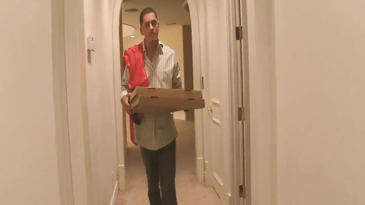 Hot Couples Scene-4_horny Housewife Loves the Pizza Maker's Cock