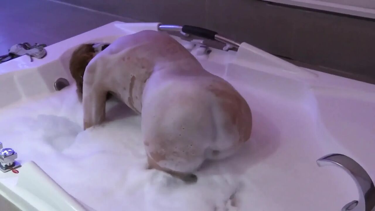 Before enjoying my boss's huge cock, I go to the motel's jacuzzi and start to get aroused.