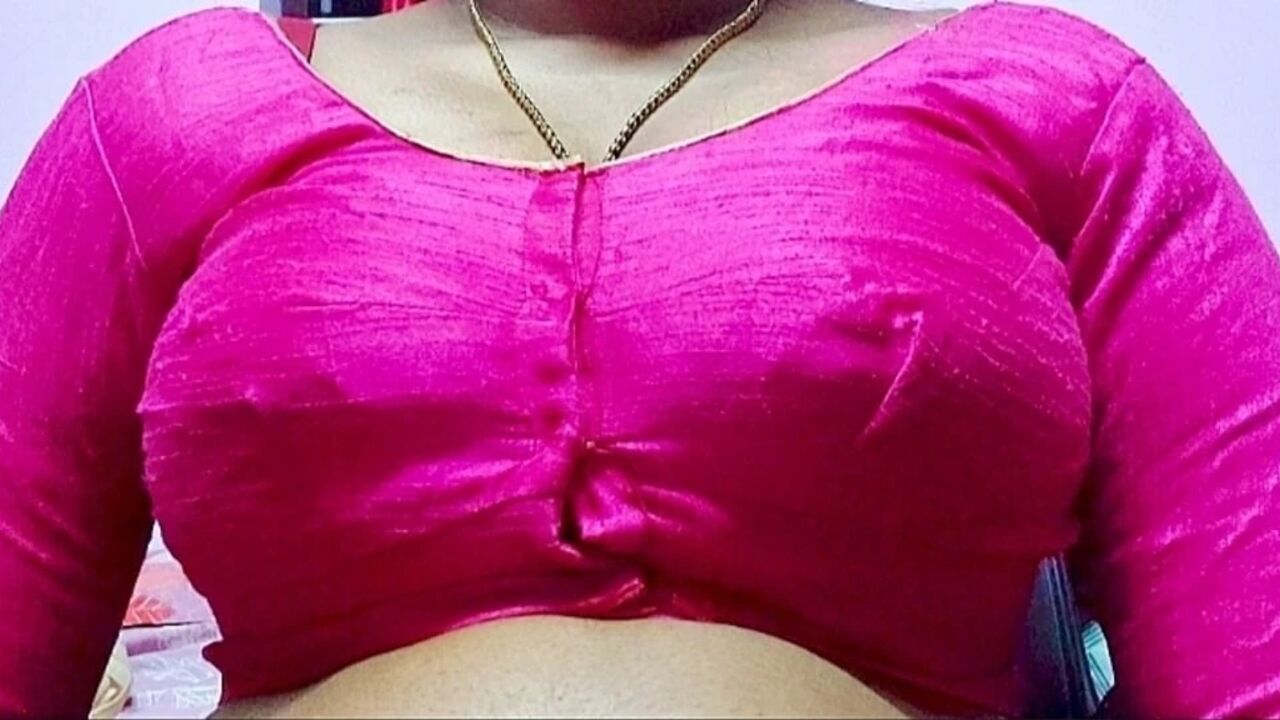 Beautiful Indian sister-in-law called her boyfriend at home
