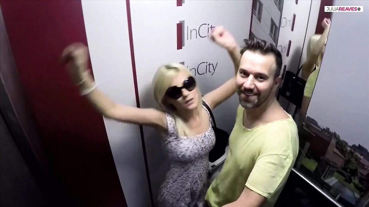 First hands on the steering wheel then mouth on the cock