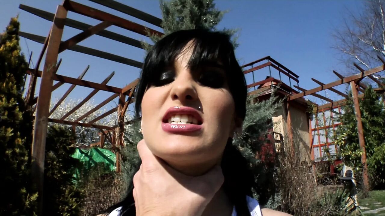 Hot Threesome Where I Blow a Cock and Get Fucked at the Same Time