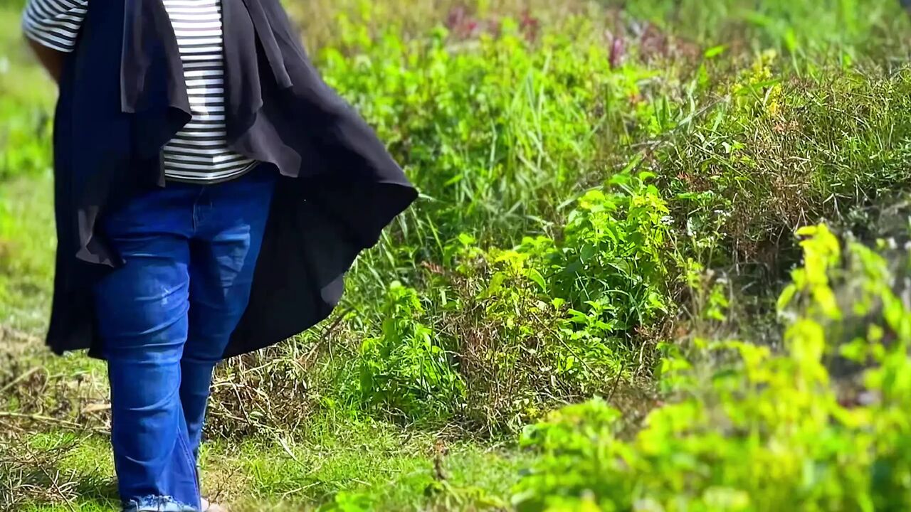 Egypt Farmer Girl From Vegetable Field to room & Fucked by Stranger Guy - Arab Muslim BBW Hot Girl Fucked