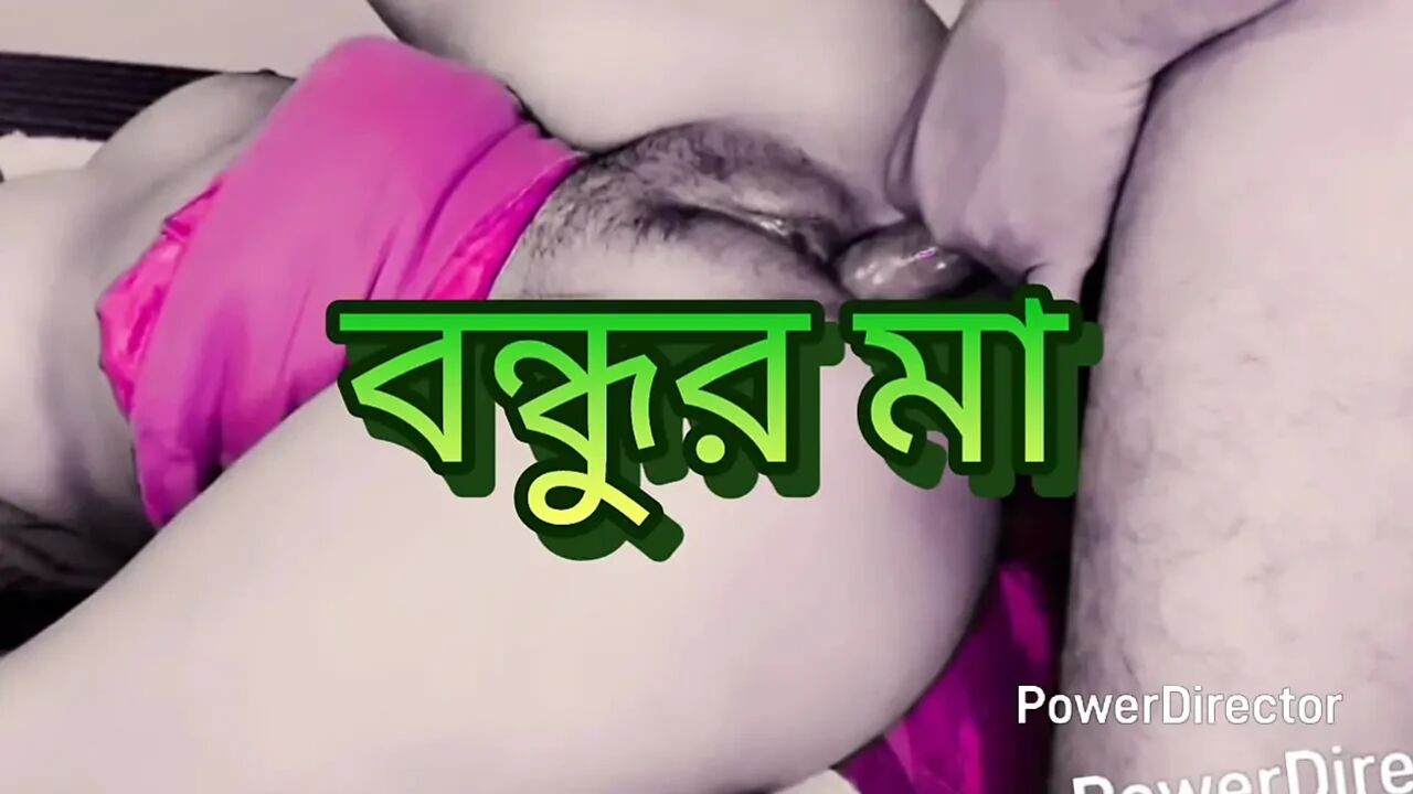 Red Saree big ass beautiful mature Kolkata boudi hard fuck with her devor in bedroom in empty House