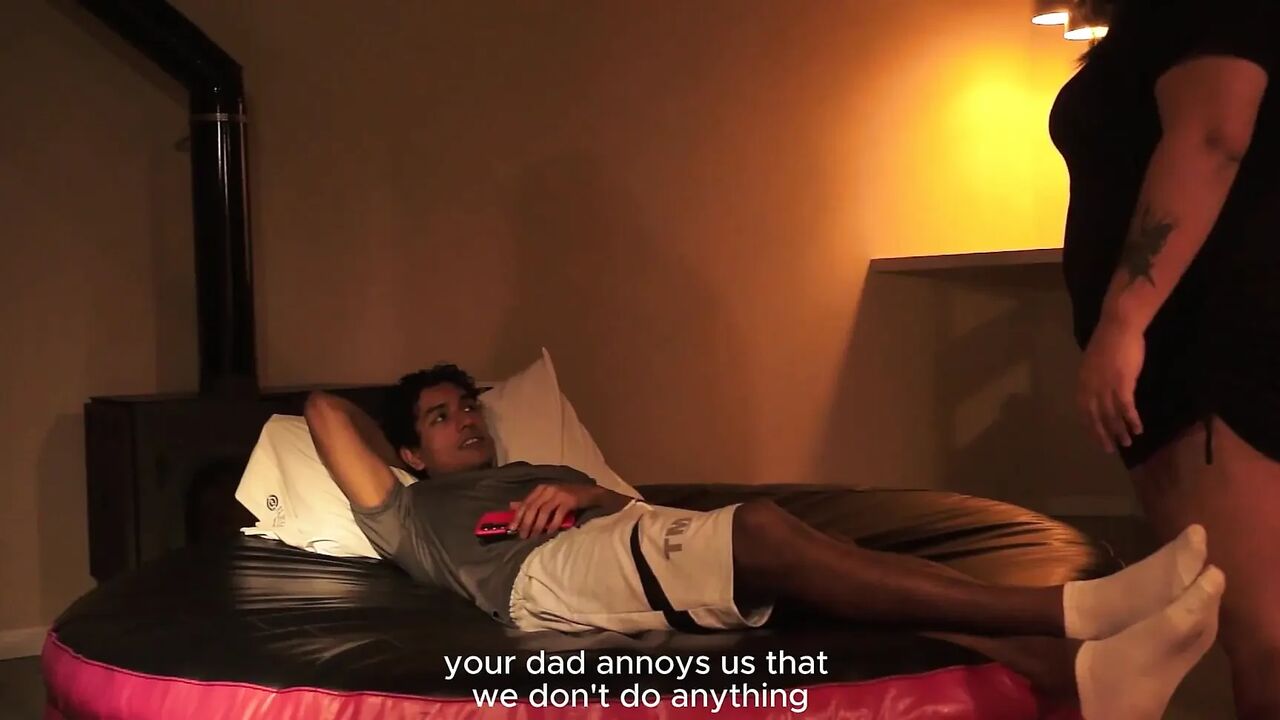 Playing Wrestling with My Stepsister I End up Putting My Penis in Her Without Realizing It Fantasiahardcoresex X Alisongonzalez2