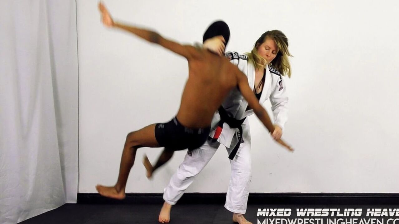 Mwh0107 Venom - Black Belt - Judo Throws and Foot Domination