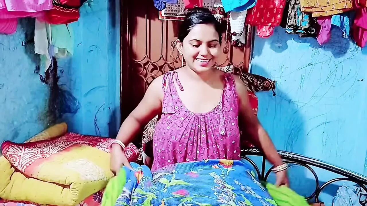 Desi innocent girl har fuck, Local Indian girl fucking video with condom