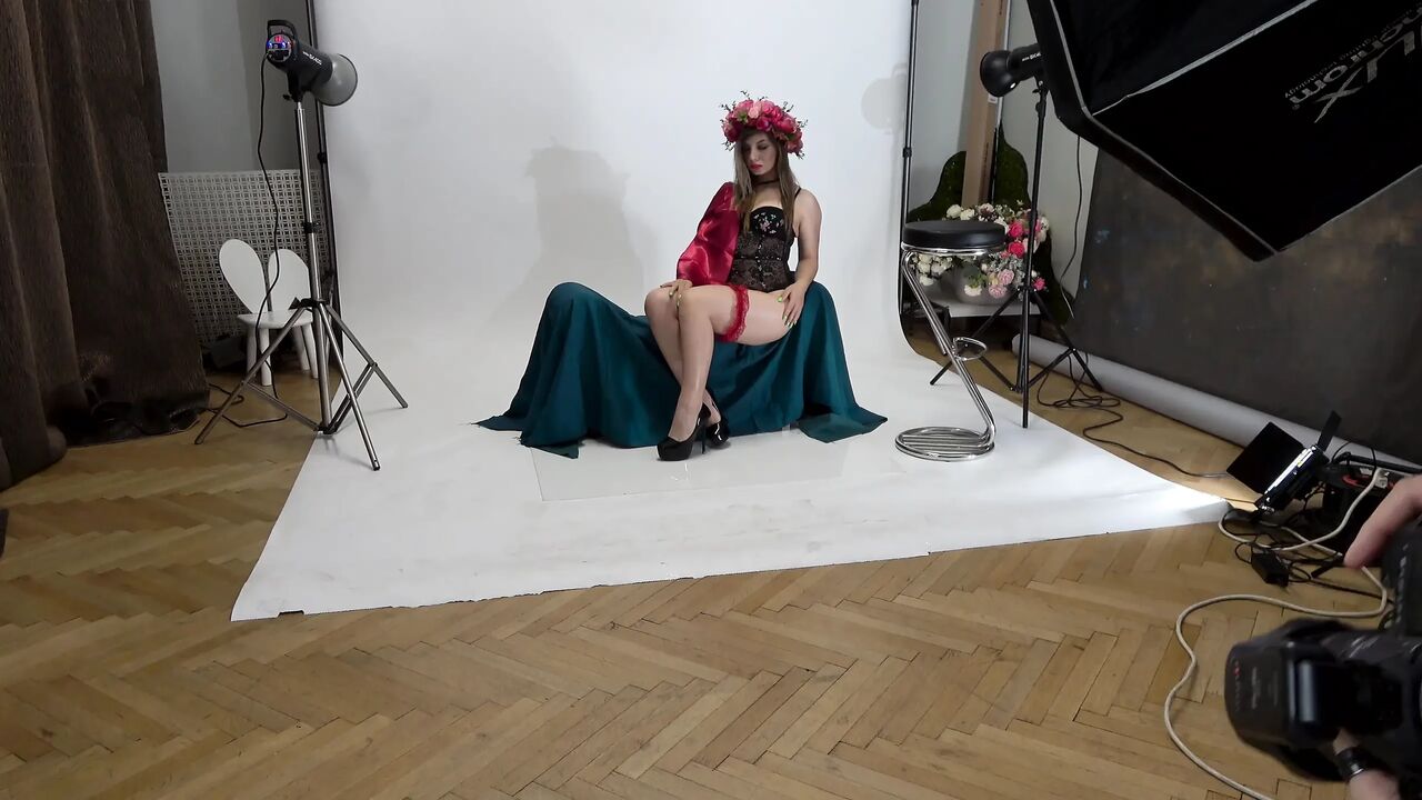 Hot Slut Gets Fucked Hard During a Rough and Unfiltered Casting Session