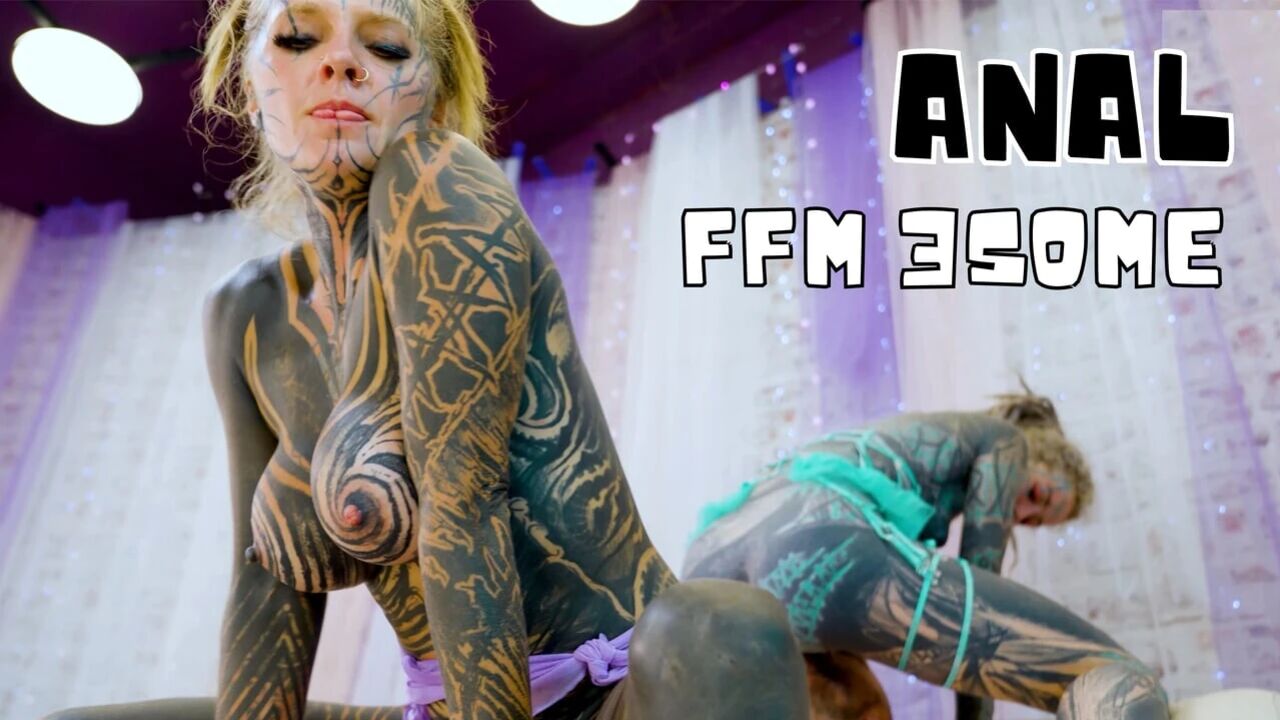 Italian With Big Cock Tattooed Threesome Anal FFM