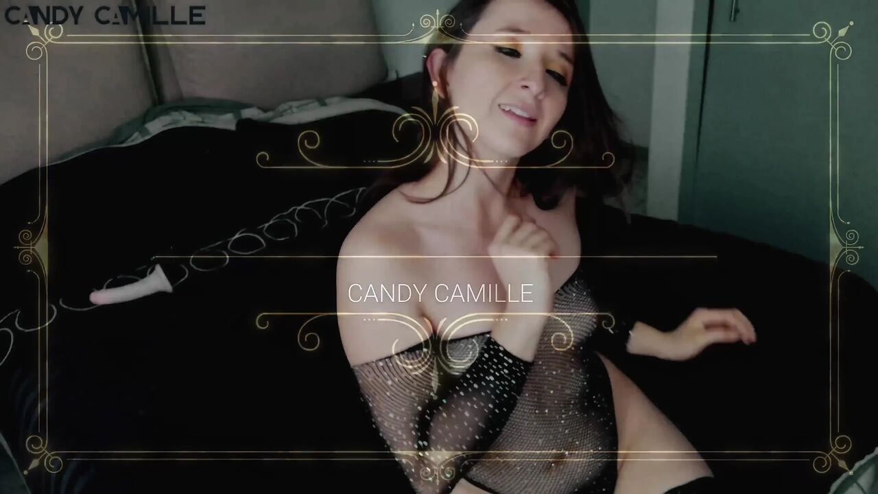 A Girl Is Making a Sexy Dance for You