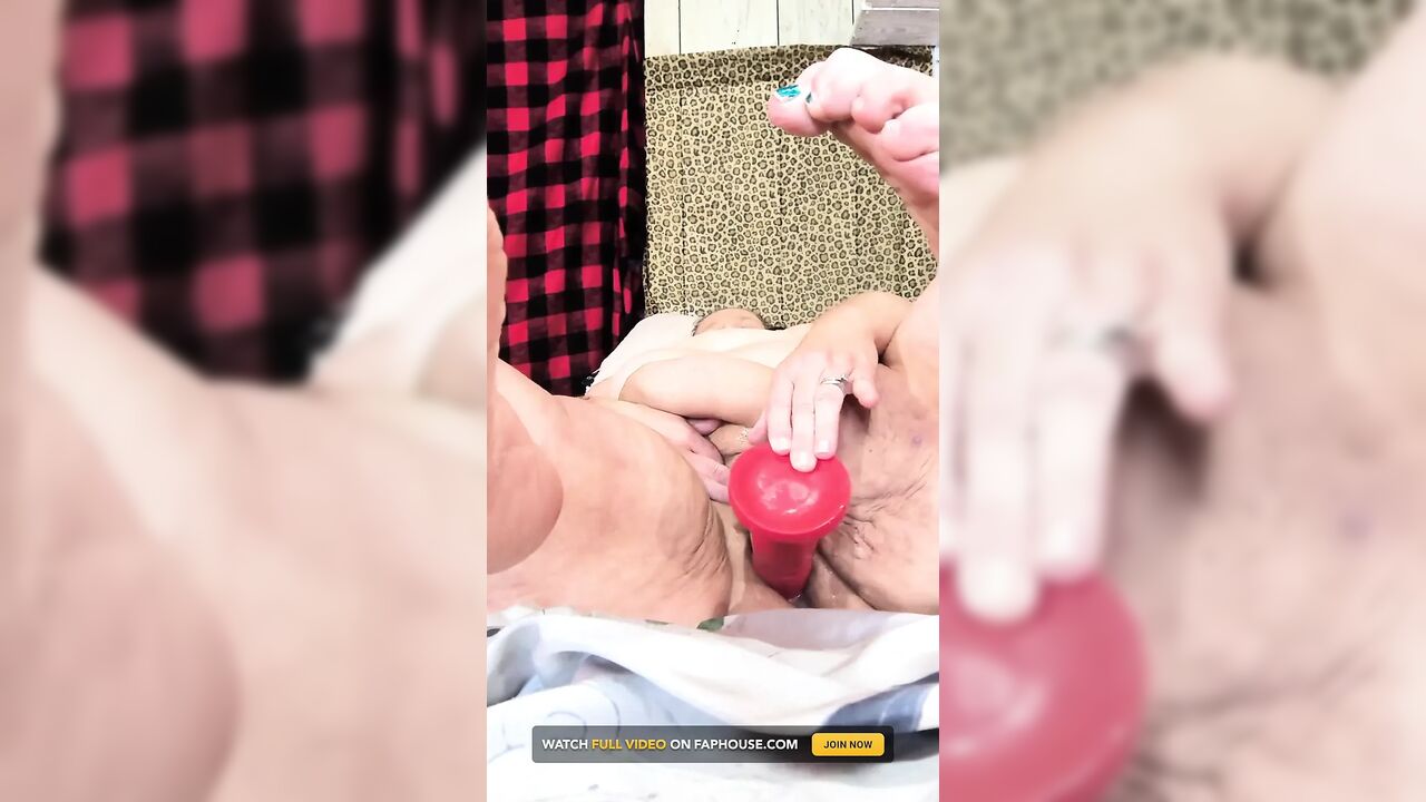 What Goes Around Cums Around This Whores Cumming All Around