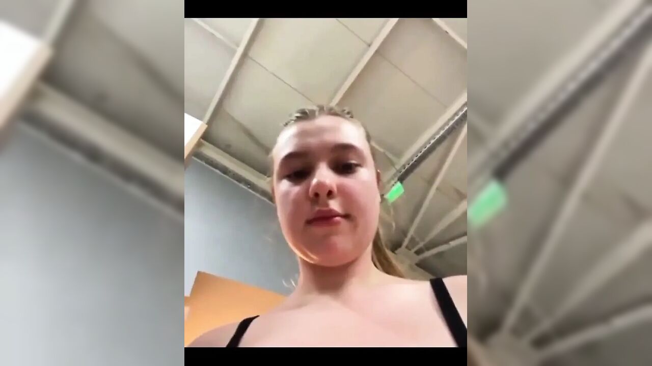 Double Penetrating on Public