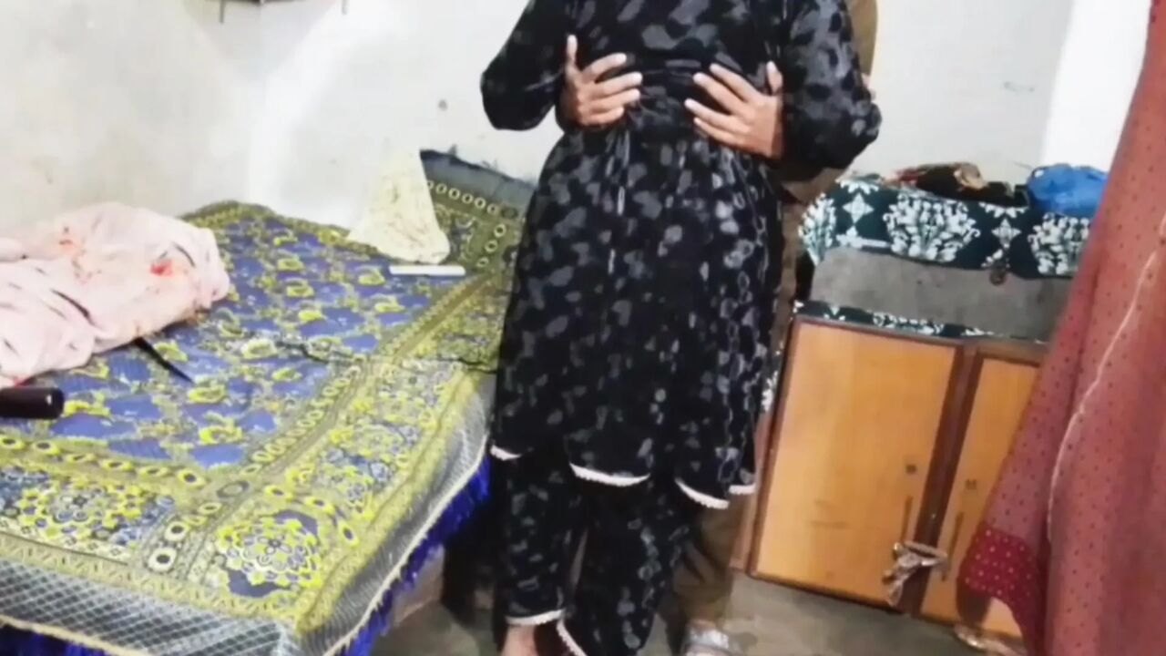 Stepsister in hot sex scene