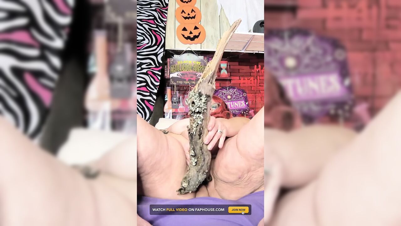 My Pussy so Tight Master? What Shall I Happy It with? Real Wood?
