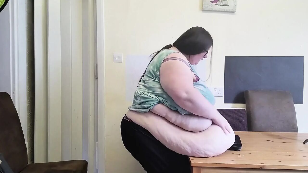 Belly weigh in side on