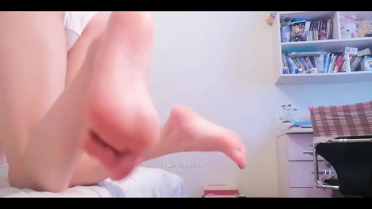 Licking Stockings or Licking Pussy to Get Orgasmic Fluid