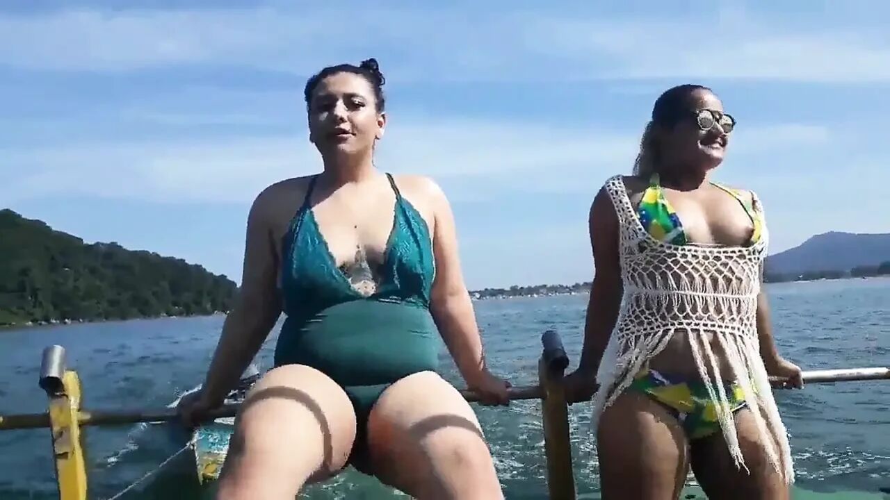 Exhibitionism on the Boat in Public with Paty Butt and Her Stepcousin Agatha Ludovino