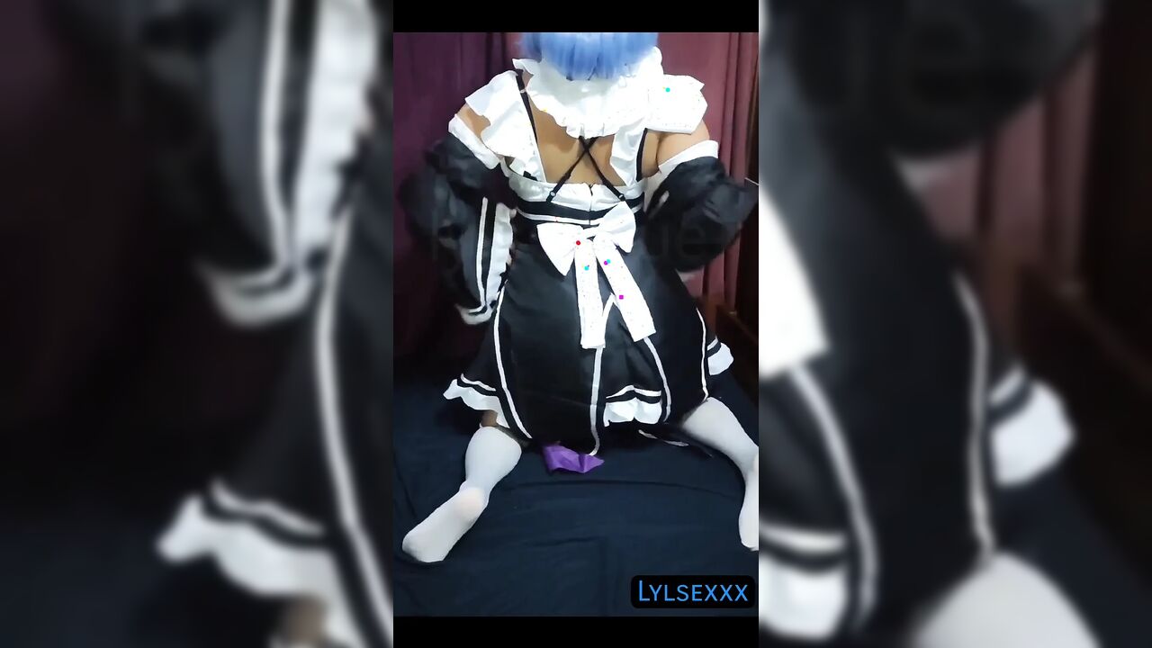 Otaku with Rem Cosplay Gets Fucked Without a Condom Part 1