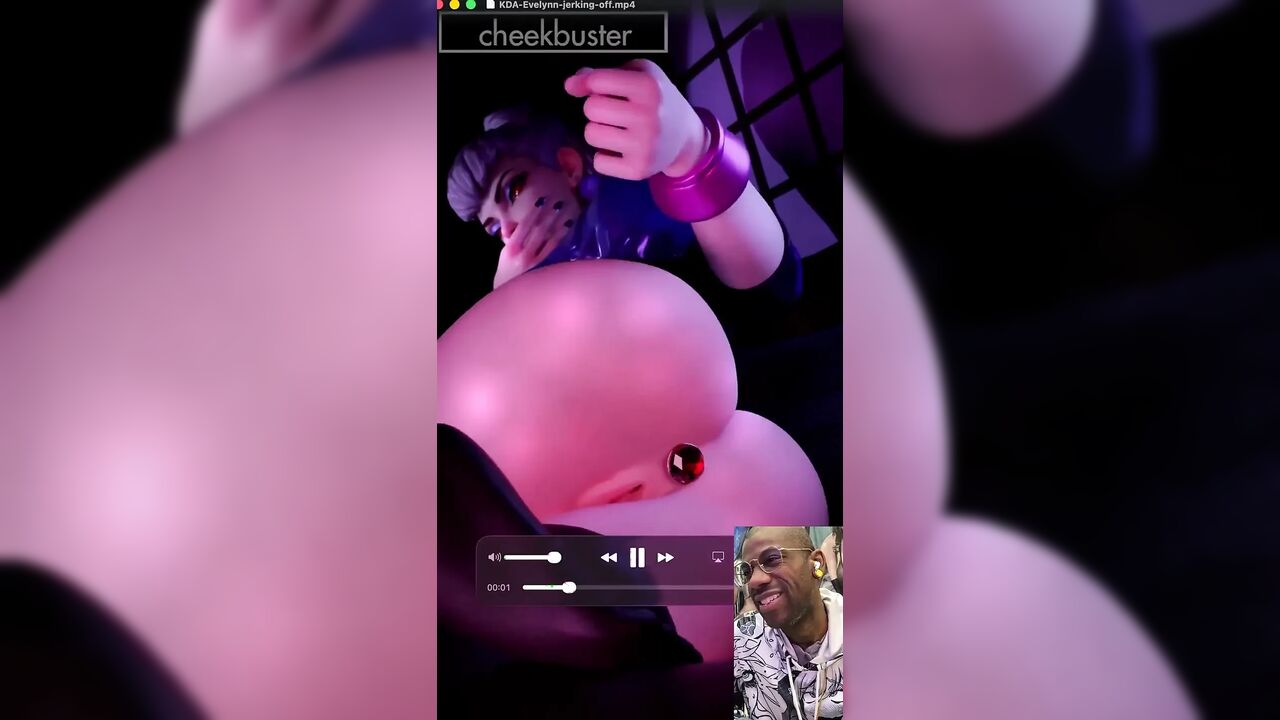 Thicc League of Legends Butt Plugged Ass Slut Wants to Jerk off a Cock