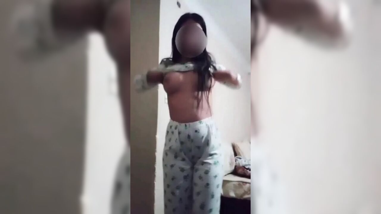 Amira model arab
