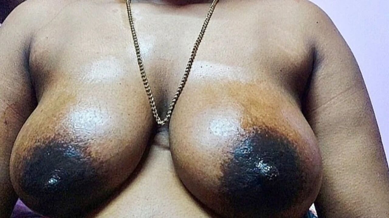 Indian Hot girl seduced by the young man
